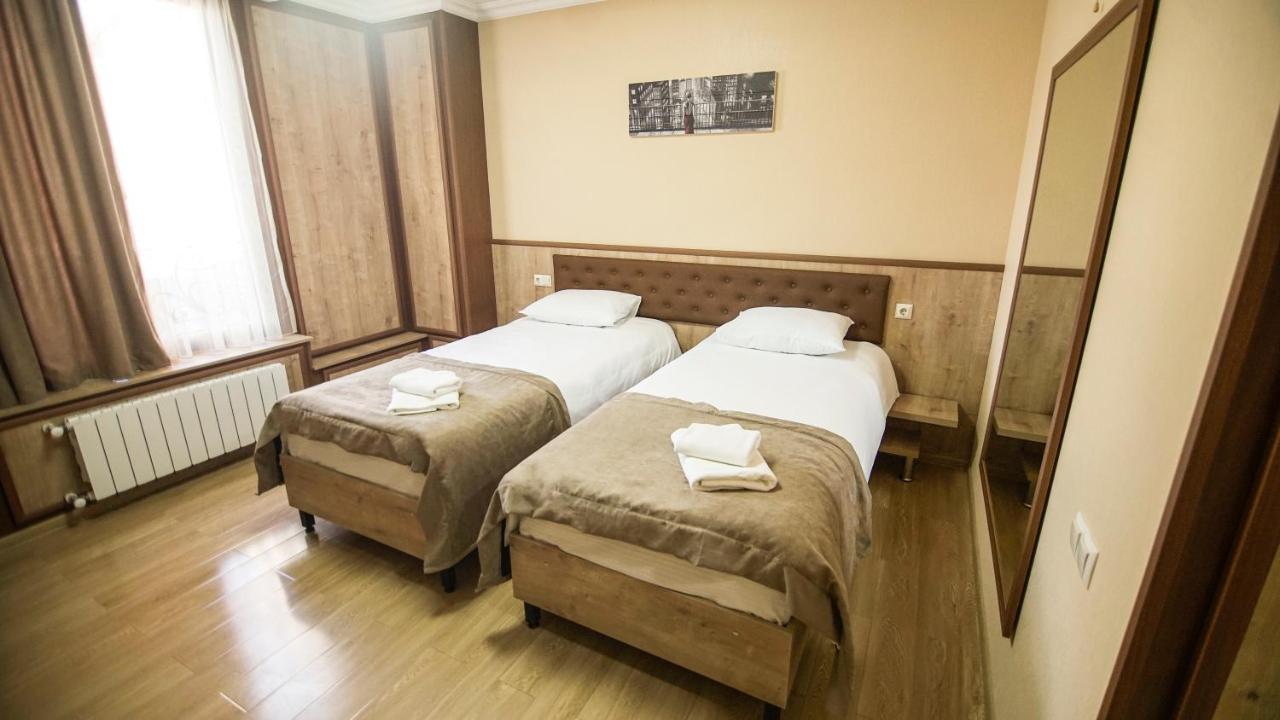 Hotel Juralius Tbilisi ภายนอก รูปภาพ