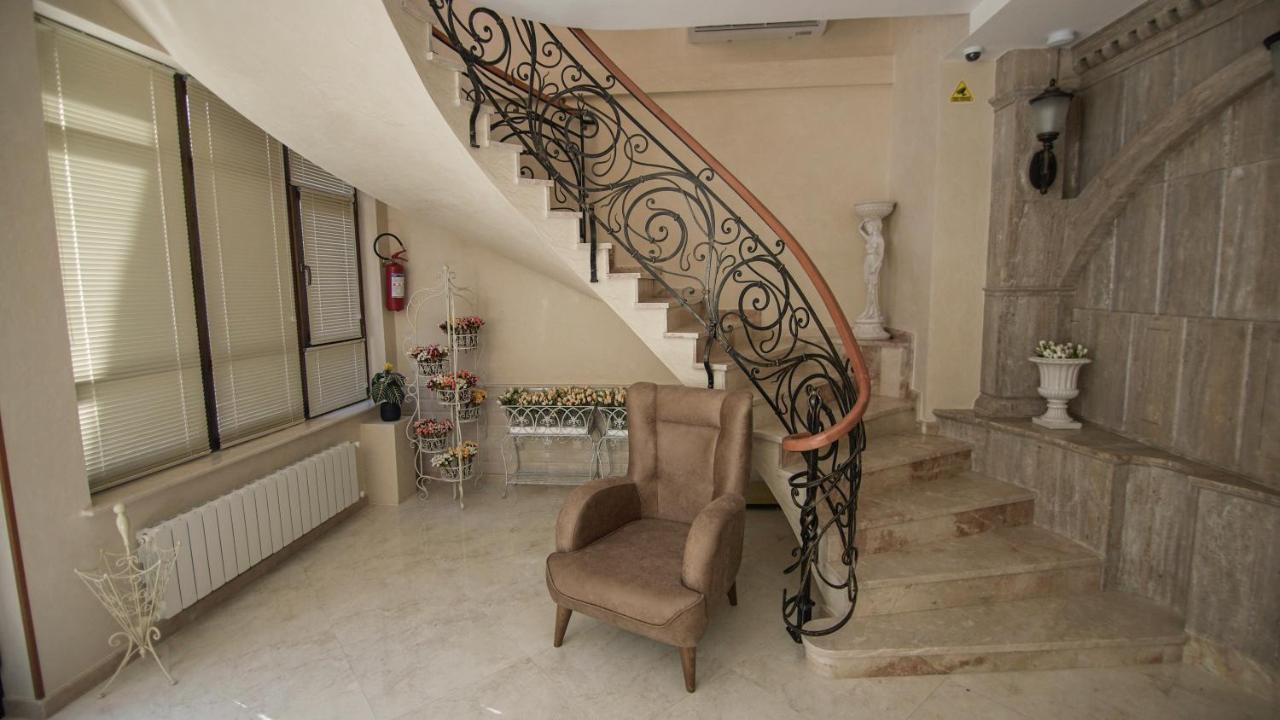 Hotel Juralius Tbilisi ภายนอก รูปภาพ