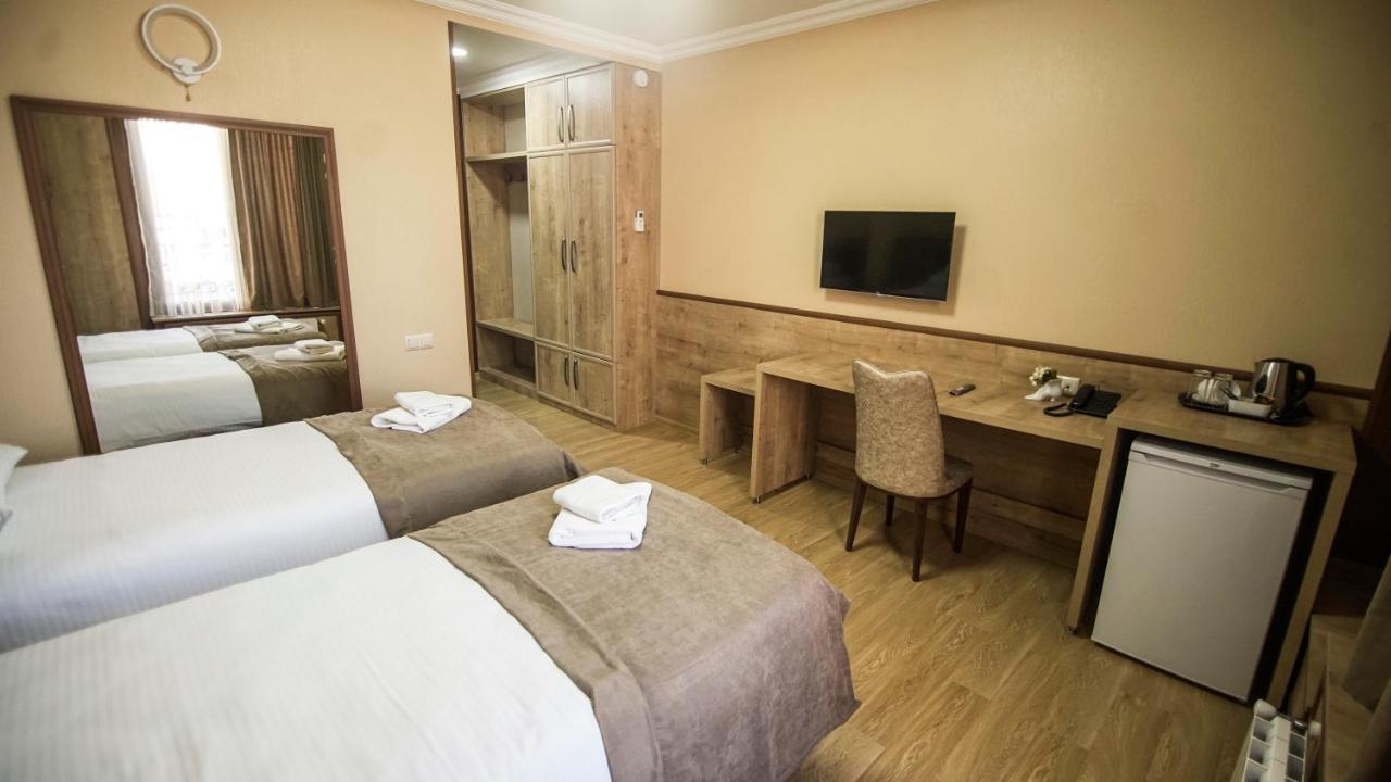 Hotel Juralius Tbilisi ภายนอก รูปภาพ
