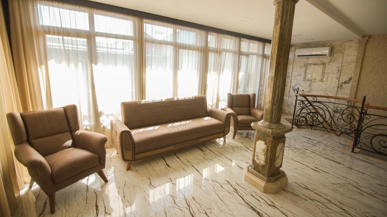 Hotel Juralius Tbilisi ภายนอก รูปภาพ